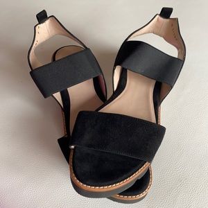 Stuart Weitzman Topical Flat sandals